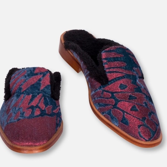 Free People Hieress Women’s Mules Butterfly Effect Fur Lined Shoe US 7 NIB - Picture 14 of 16